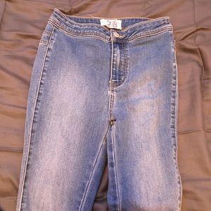 Blue faded skinny jean We Be Free 26